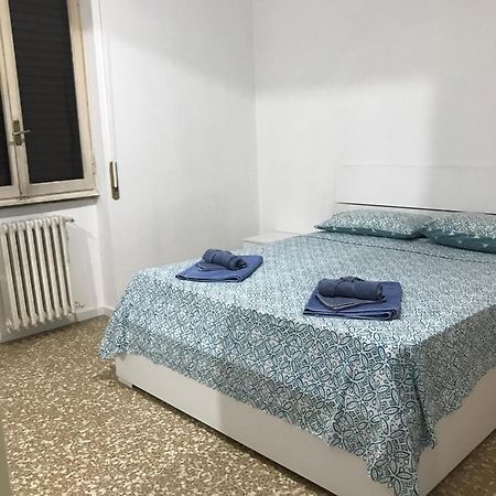 La Casa Bianca Apartment Rozzano Luaran gambar