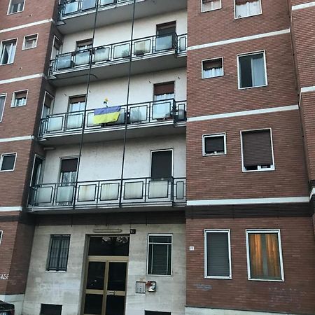 La Casa Bianca Apartment Rozzano Luaran gambar