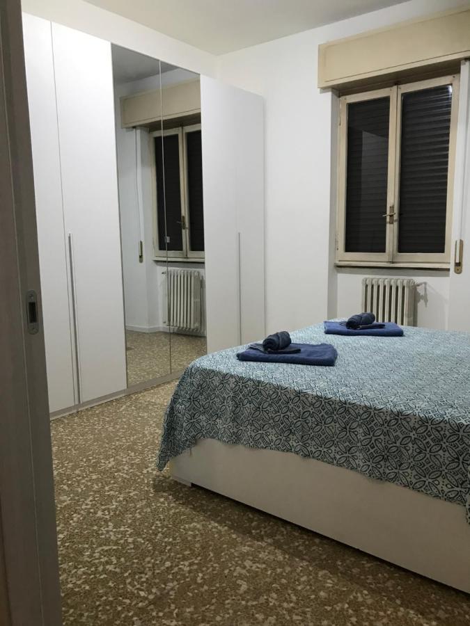 La Casa Bianca Apartment Rozzano Luaran gambar